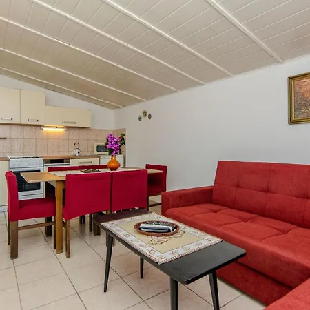 Apartmán Vukosavljevic By Interhome Vir