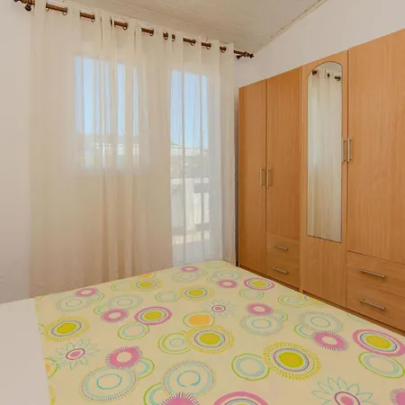 Vukosavljevic By Interhome Apartmán *