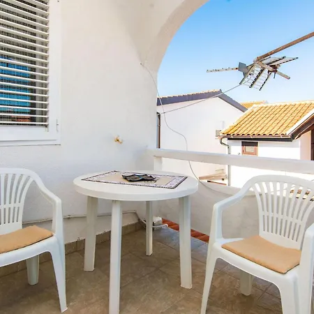 Vukosavljevic By Interhome *